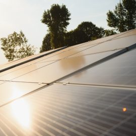 Éclairez votre maison avec des panneaux solaires impeccables !