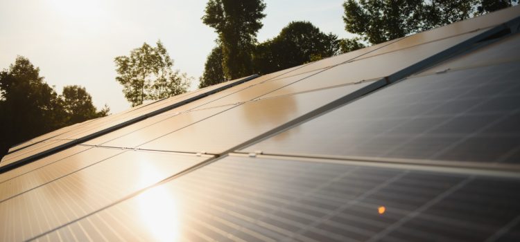 Éclairez votre maison avec des panneaux solaires impeccables !