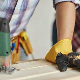 Bricolage à domicile : pourquoi faire appel à un professionnel pour vos petits travaux ?